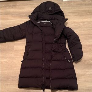 Aritzia Black Puffer Jacket